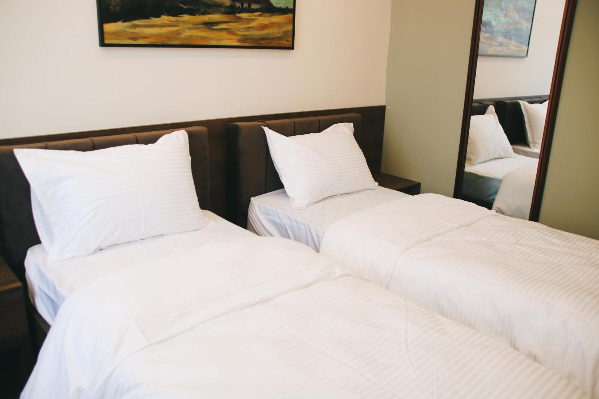 Suhareke Hotel Rozafa מראה חיצוני תמונה